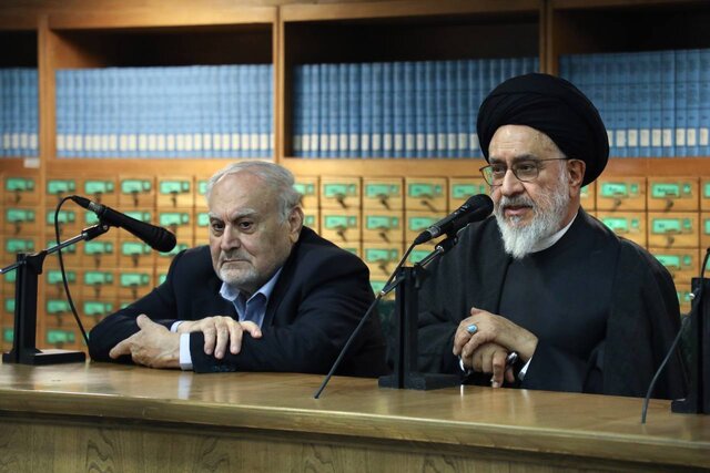 خوششانسیم که زبانمان فارسی است!