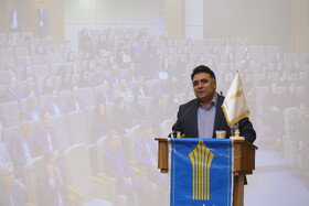 سخنرانی کیومرث سفیدی سرپرست دانشگاه جامع علمی کاربردی استان اردبیل در آئین پاسداشت مقام معلم و استاد در دانشگاه جامع علمی کاربردی استان اردبیل