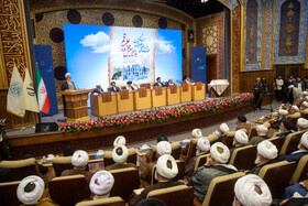 قرائت پیام رهبر معظم انقلاب توسط آیت الله اعرافی در همایش بین المللی یکصدمین سال بازتاسیس حوزه علمیه قم