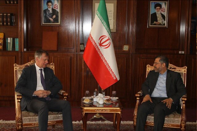 دیدار سفیر انگلیس در تهران با خطیبزاده دیدار سفرای انگلیس، چین و نروژ در تهران با معاون وزیر خارجه