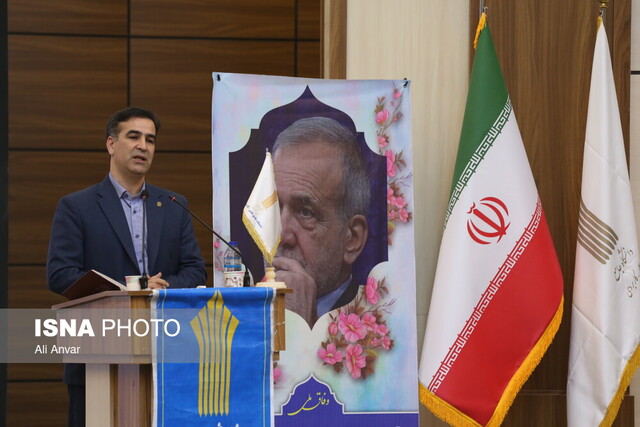 انسان و سرمایه انسانی اصلی‌ترین نقش را در توسعه داشته است