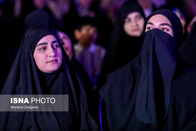 دختر الگوی ایرانی، دختر امیدوار به آینده است/فرهنگ مقاومت را در خودمان تقویت کنیم