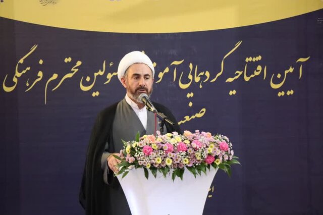 یارانه‌ آب و برق عادلانه توزیع نمی شود/ مشترکان کم‌مصرف و پرمصرف تفکیک شوند
