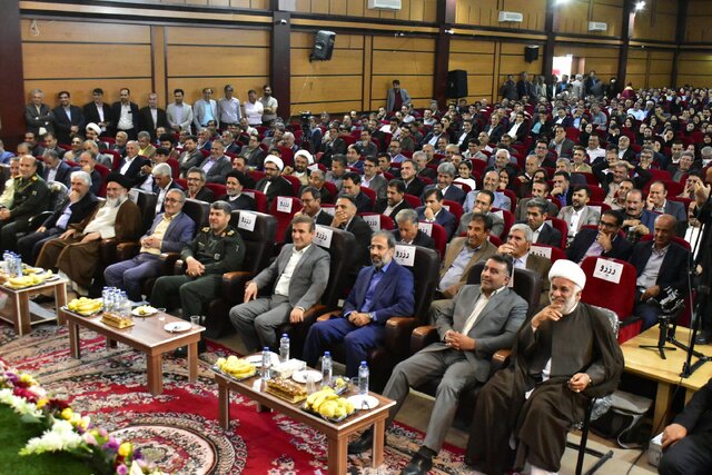 مراسم گرامیداشت مقام معلم در یاسوج برگزار شد