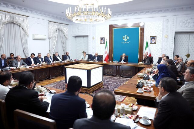 بسته خبری ایران اکونومیست از اخبار رئیسجمهور در ۲۴ ساعت گذشته