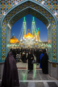 شب میلاد امام رضا(ع) در حرم حضرت فاطمه معصومه(س)