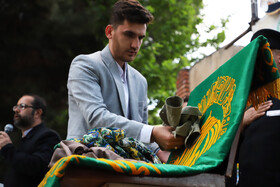 مراسم استقبال از خادمین و پرچم متبرک حرم مطهر حضرت امام رضا(ع) در اهر