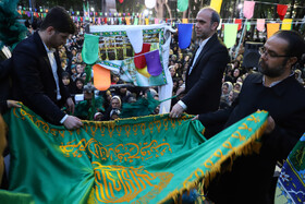 مراسم استقبال از خادمین و پرچم متبرک حرم مطهر حضرت امام رضا(ع) در اهر