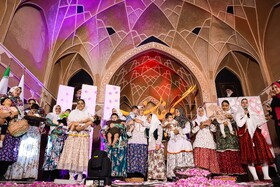 آیین ملی گل غلتان کاشان