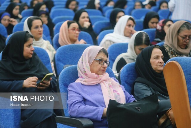 زنان در تاریخ‌نگاری مغفول بودند