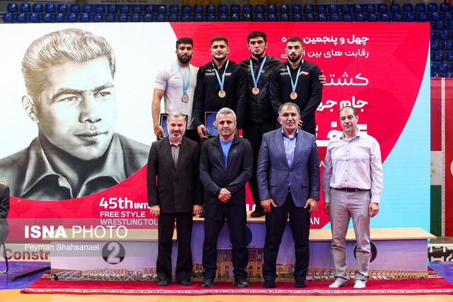 تکمیل نیمی از پازل کشتی آزاد برای مسابقات جهانی/ ۵ ملیپوش دیگر چگونه انتخاب میشوند