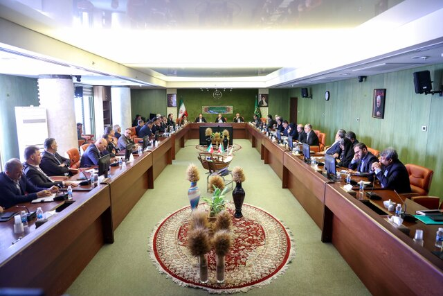 بسته خبری ایران اکونومیست از اخبار رئیسجمهور در ۲۴ ساعت گذشته