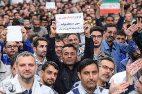 دیدار هزاران نفر از کارگران سراسر کشور با رهبر انقلاب