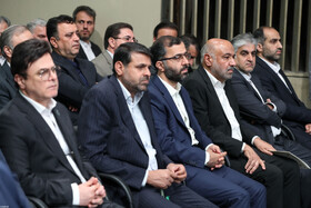 دیدار هزاران نفر از کارگران سراسر کشور با رهبر انقلاب