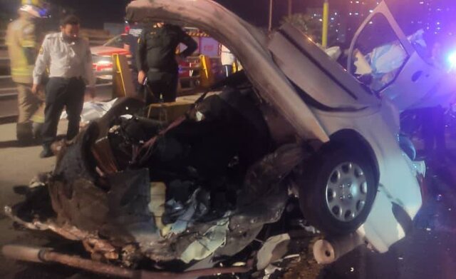 برخورد پژو ۲۰۶ با گاردریل دو قربانی گرفت برخورد پژو ۲۰۶ با گاردریل دو قربانی گرفت