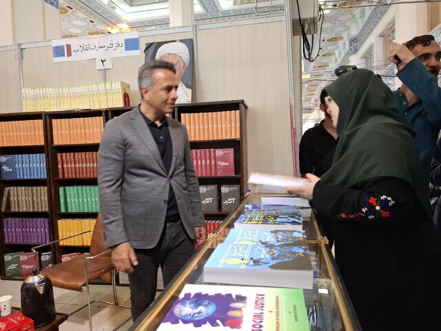 سخنگوی دولت در نمایشگاه کتاب