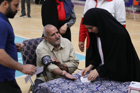 استقرار کاروان سلامت هلال احمر در الله‌آباد زارچ