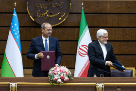 امضای ۴ سند همکاری میان ایران و ازبکستان با حضور محمدرضا عارف، معاون اول رئیس جمهور و عبدالله نعمتویچ عارفوف، نخست وزیر ازبکستان