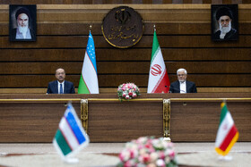 امضای ۴ سند همکاری میان ایران و ازبکستان با حضور محمدرضا عارف، معاون اول رئیس جمهور و عبدالله نعمتویچ عارفوف، نخست وزیر ازبکستان