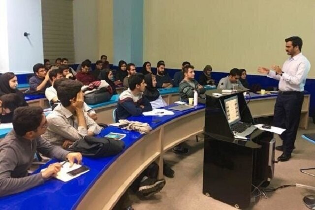 رشد ۳۵ درصدی حقوق مبنای اعضای هیأت علمی دانشگاه آزاد