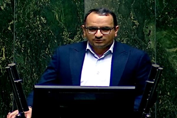 همتی سراپرده: دولت به کشاورزان برای نصب پنل خورشیدی وام دهد همتی سراپرده: دولت به کشاورزان برای نصب پنل خورشیدی وام دهد