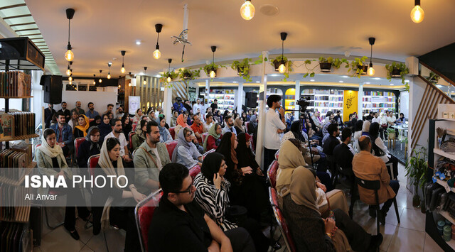 دورهمی و قصهگویی با حضور «احسان عبدیپور» در اردبیل