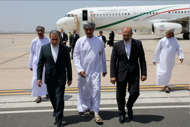 عراقچی وارد مسقط شد