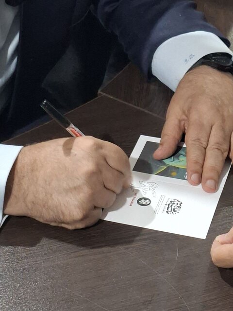 حضور ظریف در نمایشگاه کتاب