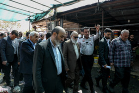 مهدی چمران، رئیس شورای شهر تهران در پایش میدانی ایمنی و آتش‌نشانی بازار گل و مجتمع مسکونی امام رضا (ع)