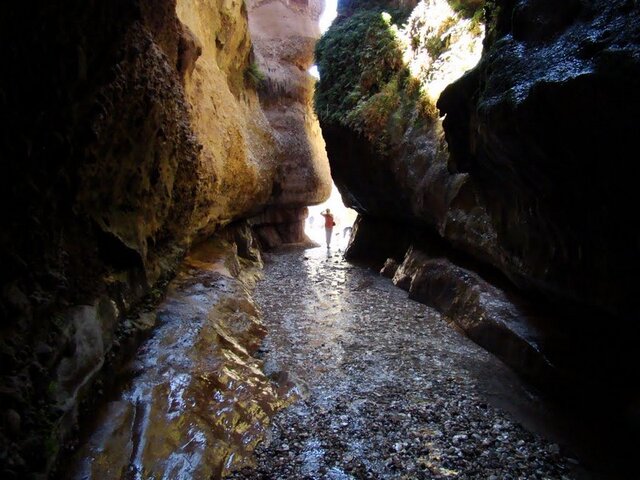 راه دسترسی زیباترین غار روباز ایران در ایلام، نیازمند بهسازی است راه دسترسی زیباترین غار روباز ایران در ایلام، نیازمند بهسازی است