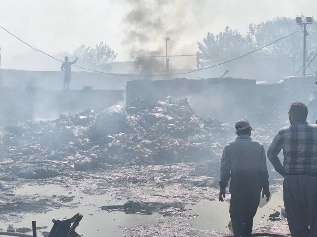 آتشسوزی گسترده در یک ملک شخصی در چهاردانگه