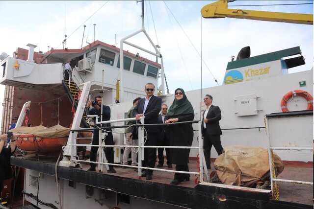 بازدید سخنگوی دولت از مجتمع بندری کاسپین بازدید سخنگوی دولت از مجتمع بندری کاسپین