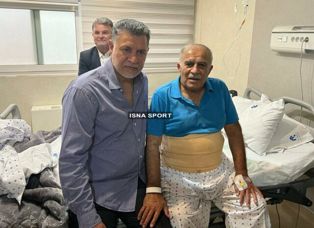 عیادت دایی از اسطوره آبیها