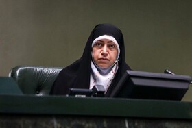 نایب رئیس کمیسیون بهداشت: نباید عده‌ای با نفوذ مجلس را از راس امور کنار بزنند