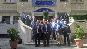 بررسی آموزش زبان فارسی در ۴ کشور
