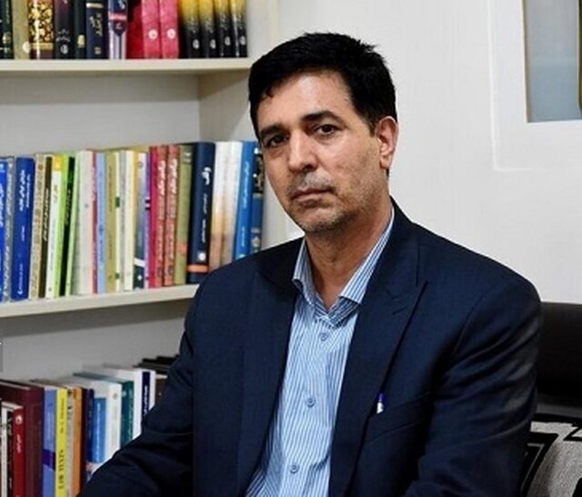 «شاهنامه» به مدرسه‌ها برود