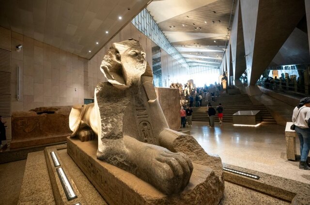 گشتی در موزۀ یک میلیارد دلاری
