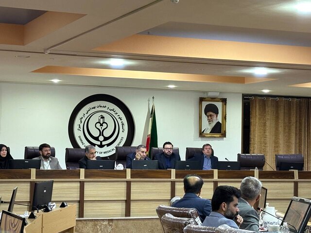 آهی: وفاق را شرکت سهامی نمی‌دانیم