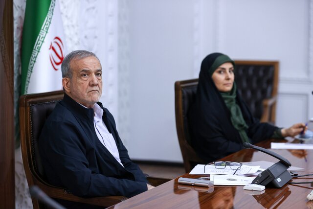 پزشکیان: برای رفع مشکلات تهران، نباید منشأ آنها را به استان‌های همجوار منتقل کرد
