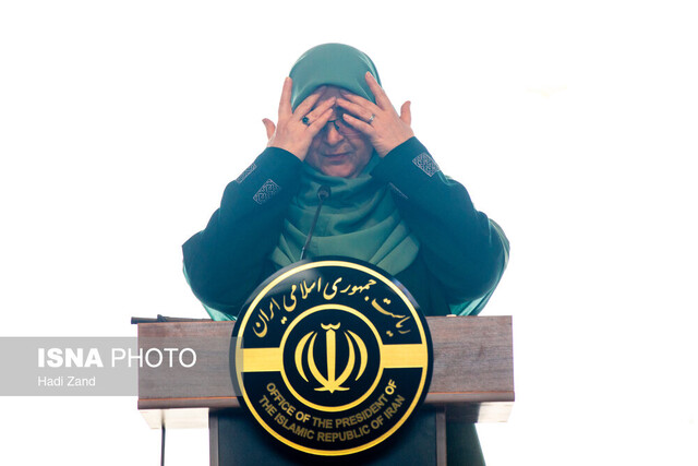 وزارت کشور گزارش حادثه واژگونی اتوبوس در محور فیروزآباد را ارائه می‌کند