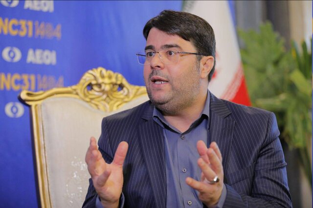 کریمی ثابت: فناوری هسته‌ای چیزی نیست که عقب یک کامیون مثل لیبی از کشور خارج شود