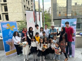 کودکان زندگی خود را نقاشی می‌کنند