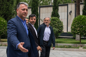 مسعود پزشکیان، رئیس جمهور در حاشیه جلسه هیات دولت - ۲۴ اردیبهشت