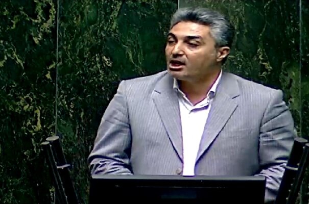 ممکان: ستاد دریاچه ارومیه احیا شود