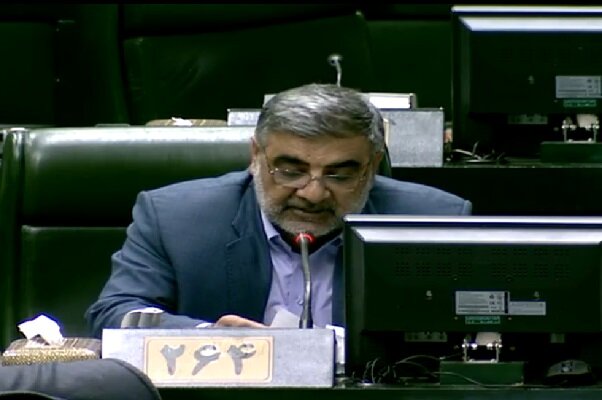 کرد: خدمت صادقانه به مردم نعمت خداوند است کرد: خدمت صادقانه به مردم نعمت خداوند است