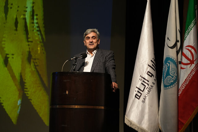 برج آزادی کوچک در دانشگاه هنرهای زیبا