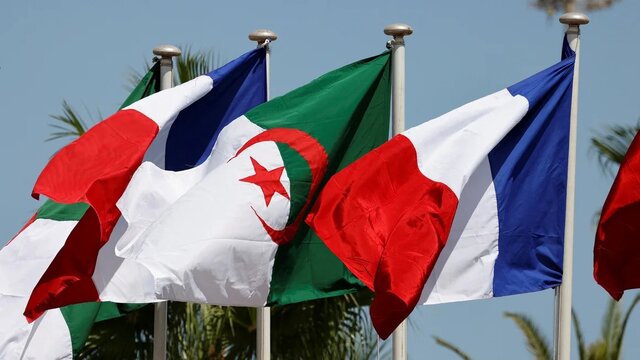 اخراج متقابل دیپلماتها؛ روابط فرانسه و الجزایر به بنبست رسید اخراج متقابل دیپلماتها؛ روابط فرانسه و الجزایر به بنبست رسید
