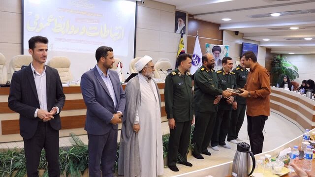 ایجاد شکاف اجتماعی راهبرد دشمن در جنگ شناختی علیه جمهوری اسلامی ایران