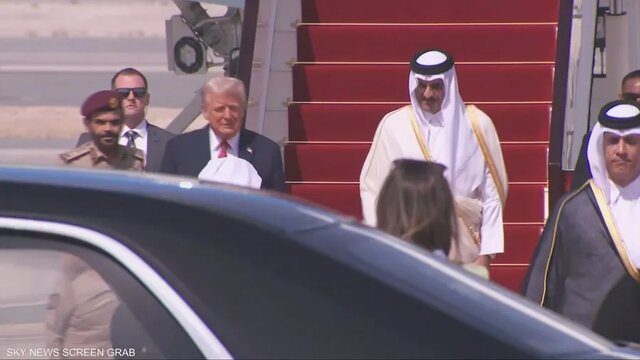 استقبال امیر قطر از ترامپ در دوحه