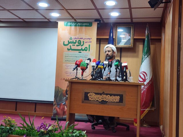 منصوری: با اصلاح سبک زندگی می توان به سمت درمان زوج های نابارور گام برداشت